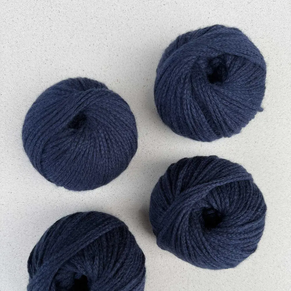 Delizia Hat wzór na druty z włóczką