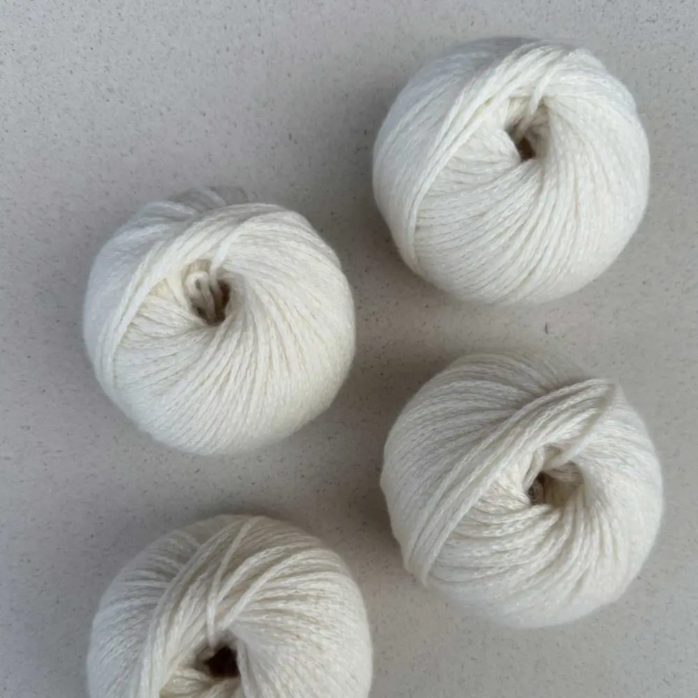 Delizia Hat wzór na druty z włóczką