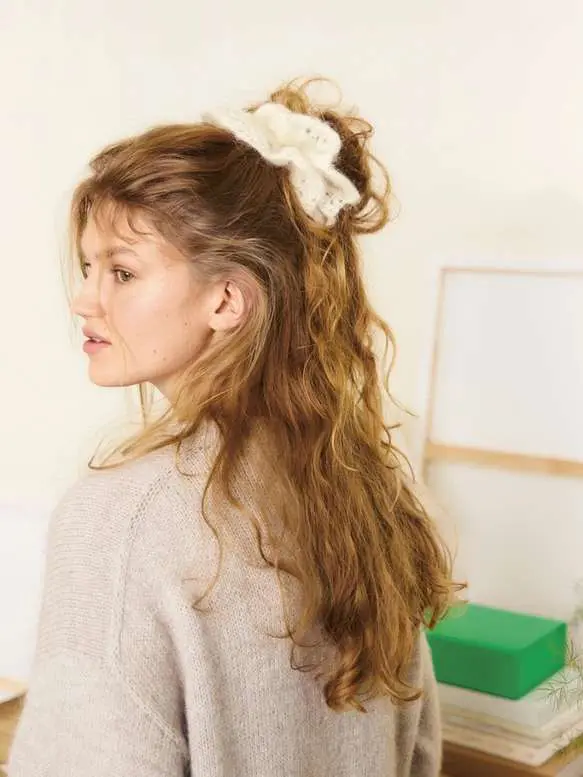 Fleur Scrunchie 2502-11 zestaw wzór na druty z włóczką