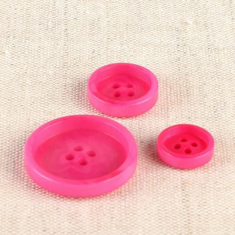 Guziki Ivory syntetyczna kość słoniowa 1 szt.