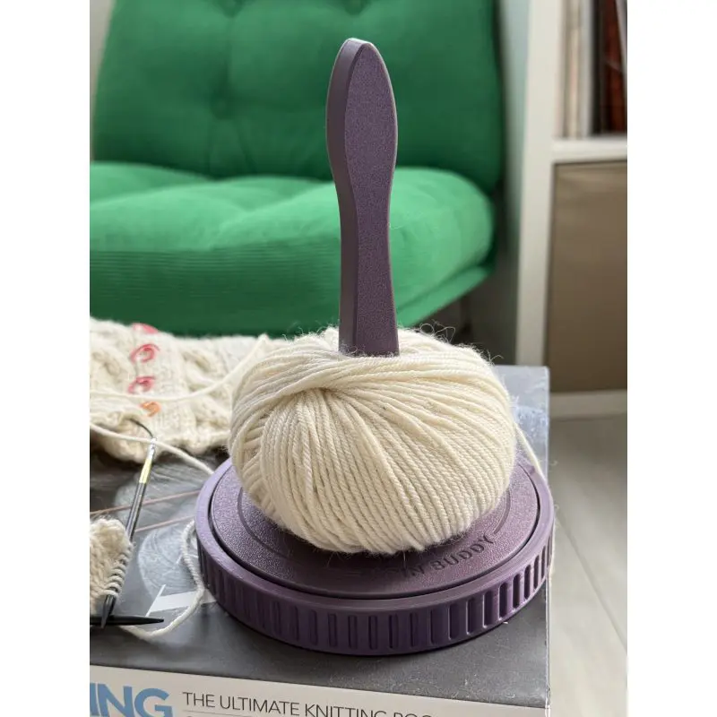 The Knitting Box Spin Buddy Macaron