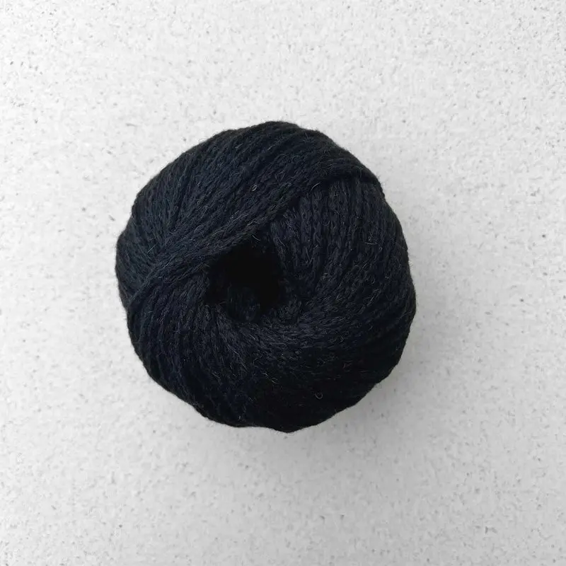 Four by Four Hat wzór na druty z włóczką Camel DK