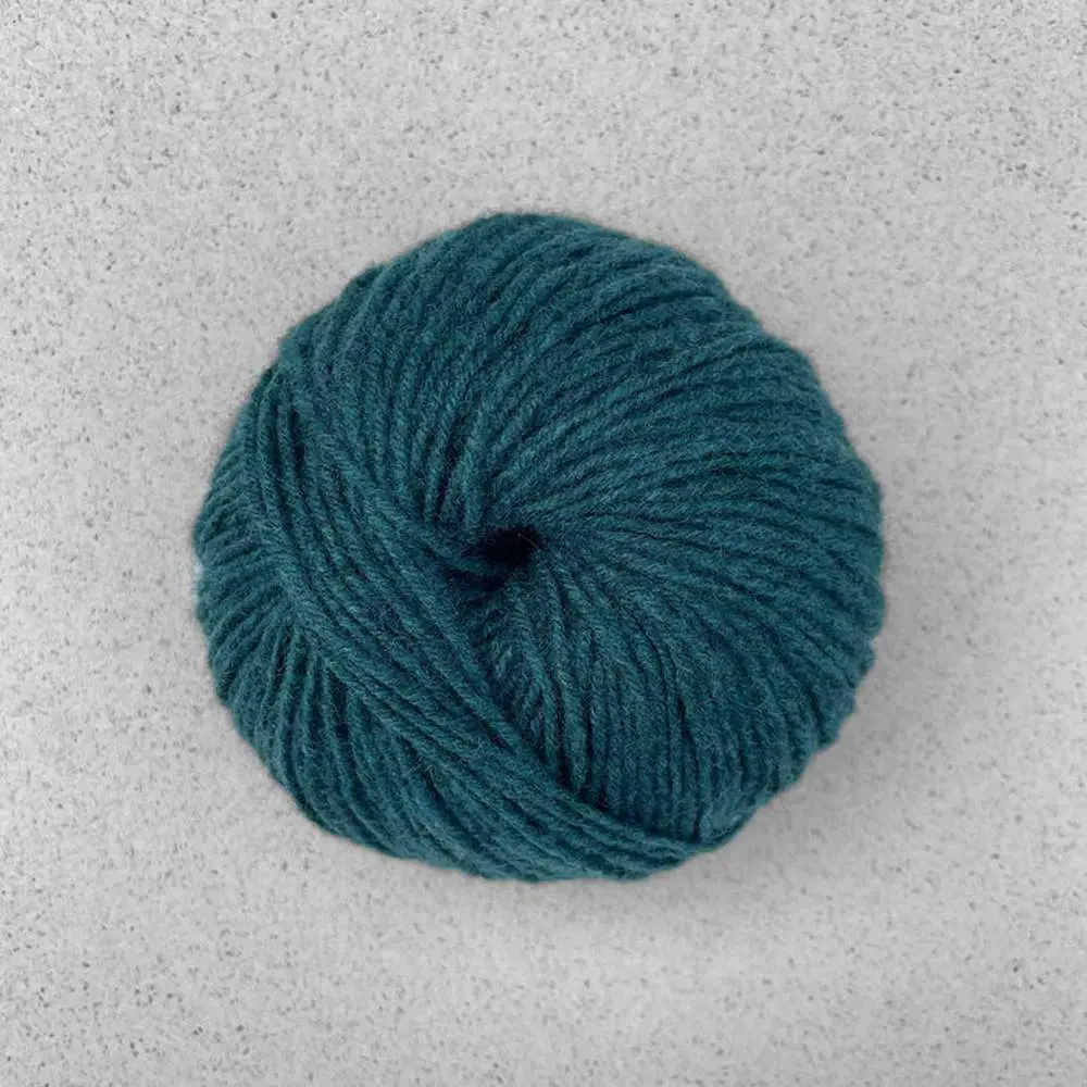 Demeter Beanie zestaw wzór na druty z włóczką