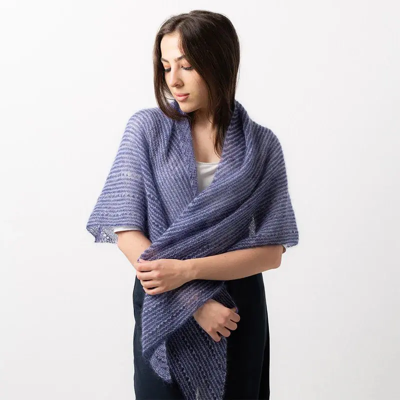 Pascuali Striped Feather Shawl wzór na druty z włóczką Mohair Bliss