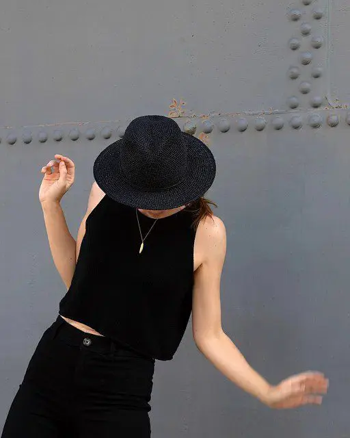 Paula Strickt Vegas Top wzór na druty z włóczką