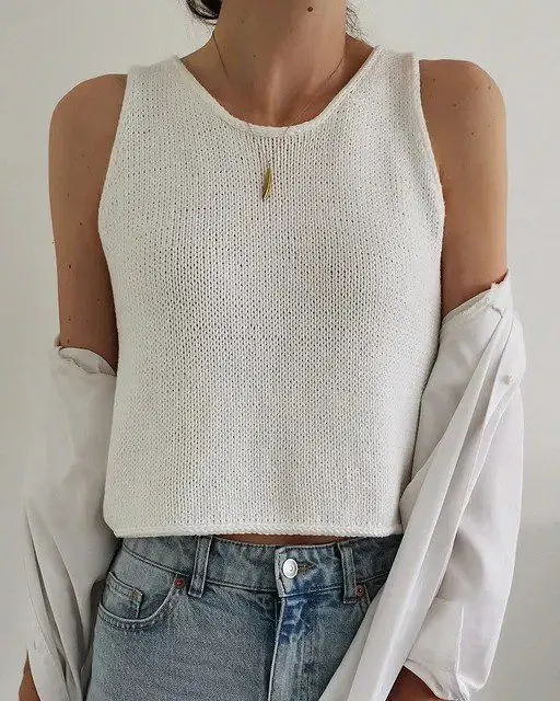 Paula Strickt Vegas Top wzór na druty z włóczką