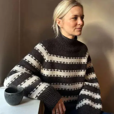 Key Sweater PetiteKnit zestaw na druty wzór z włóczką