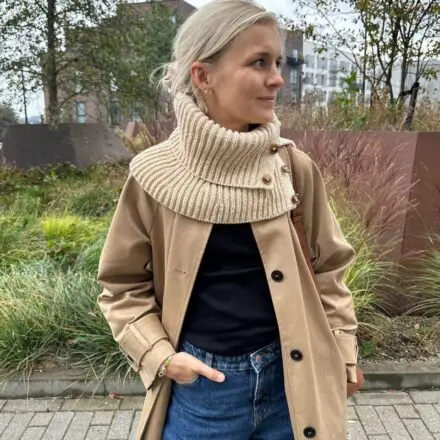 PetiteKnit November Neck wzór na druty