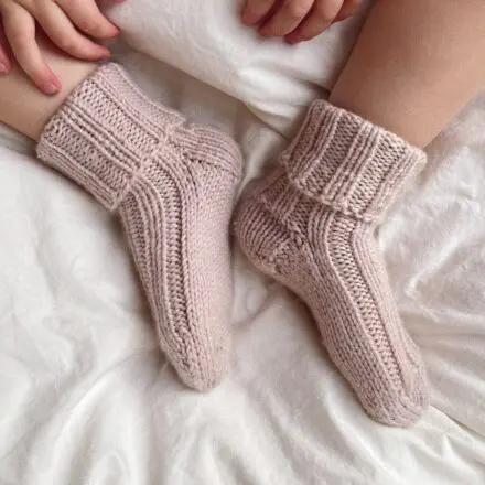 PetiteKnit Sunday Socks Junior wzór dziewiarski