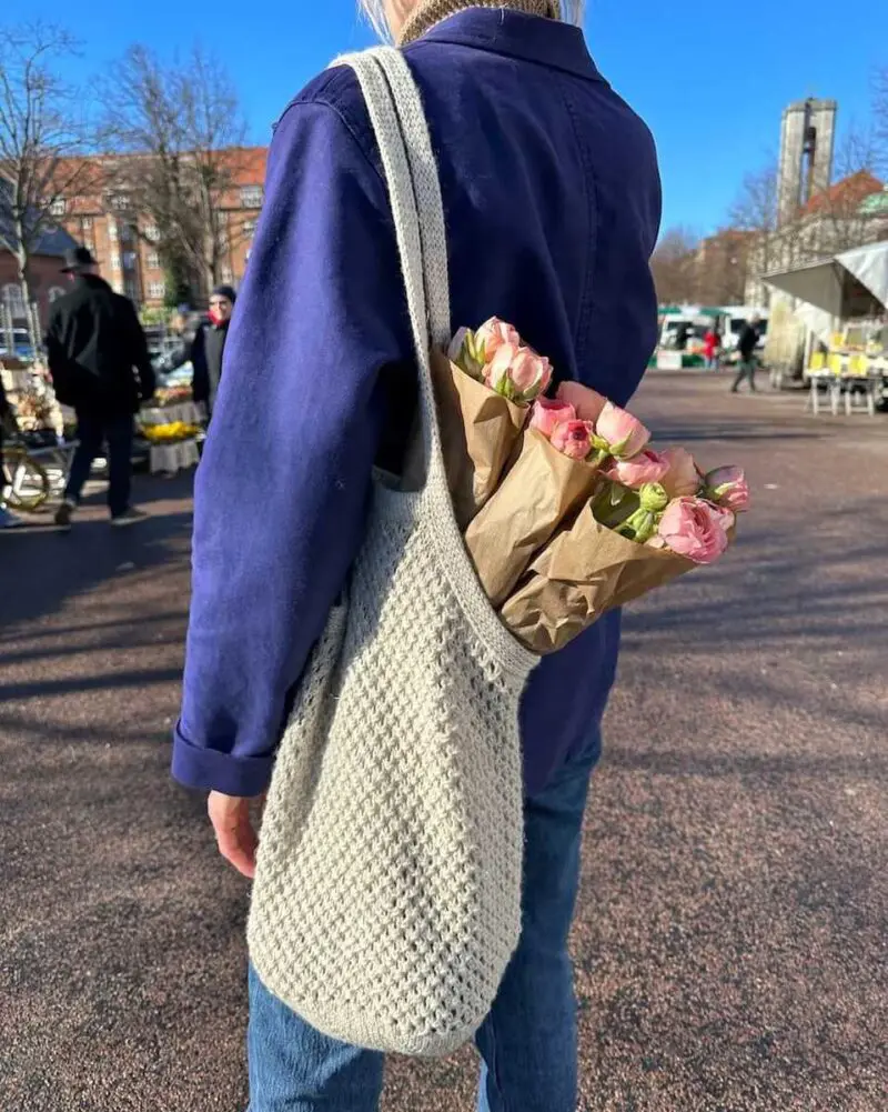 PetiteKnit Breeze Bag wzór na druty z włóczką