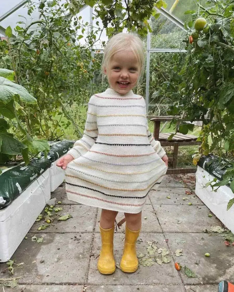 PetiteKnit Festival Dress wzór