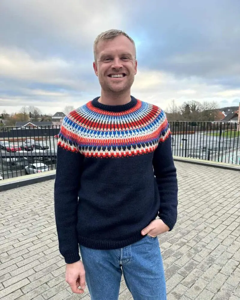 PetiteKnit wzory Celeste Man Sweater