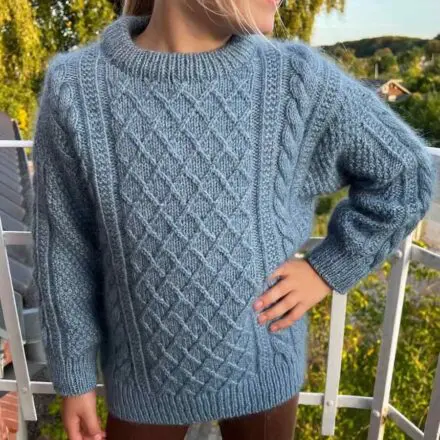 PetiteKnit wzory Moby Sweater Junior