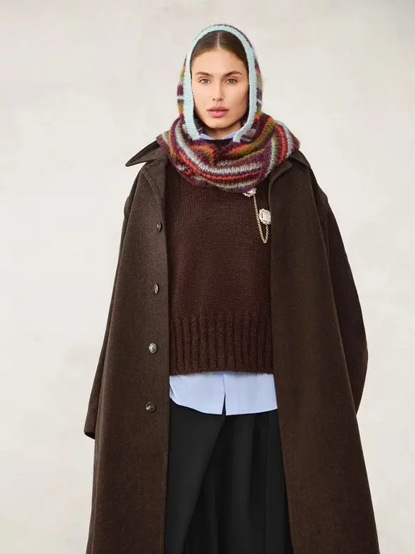 Snuggle Hood 2507-11b wzór na druty z włóczką