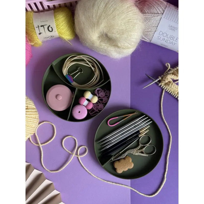 The Knitting Box separator maxi