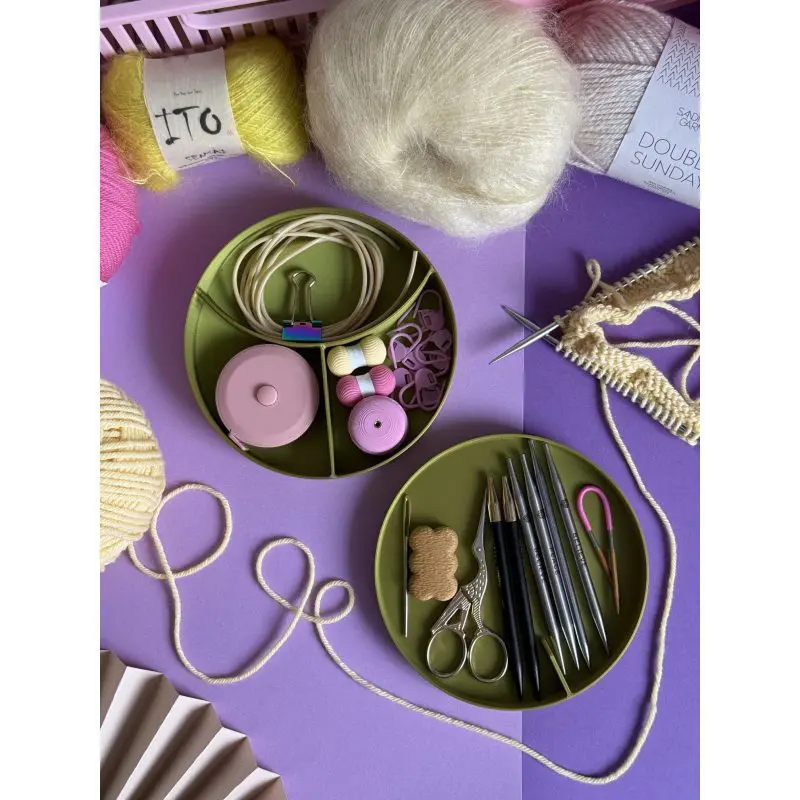 The Knitting Box separator maxi