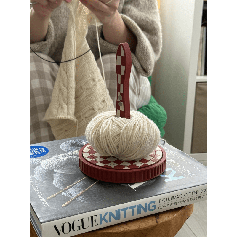 The Knitting Box Spin Buddy Szach-mat