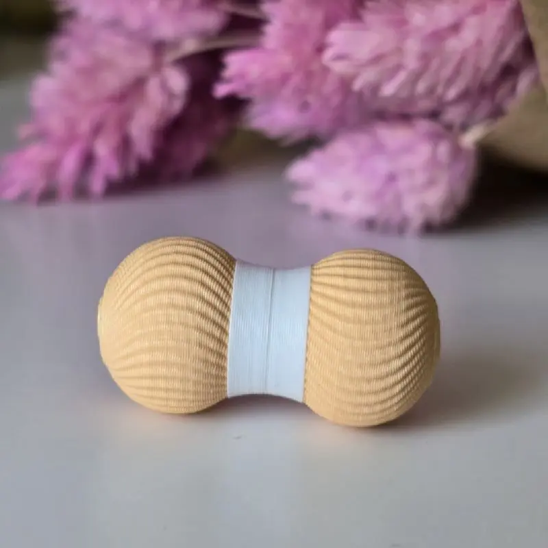 The Knitting Box magnetyczna zakrętka do żyłek kłębek włóczki