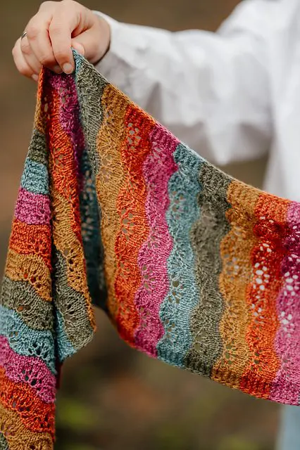 Justyna Lorkowska Chevronette szal z włóczki mYak Baby Yak Silk