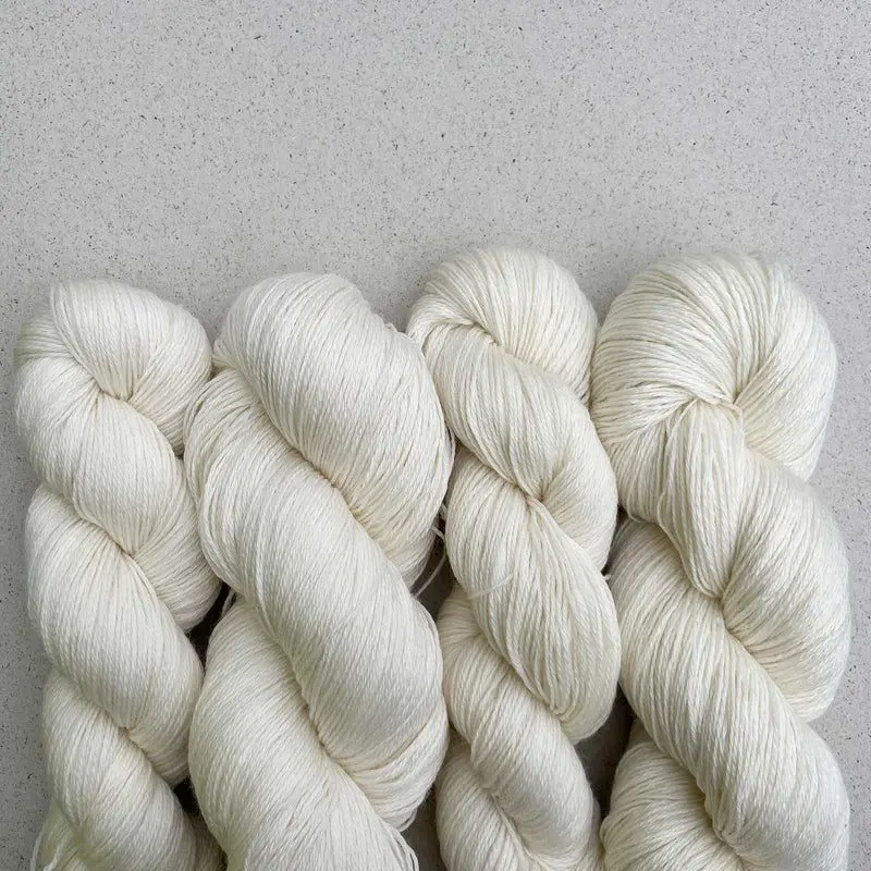 Merino Baby Lace Pascuali naturalna baza do barwienia 100 g