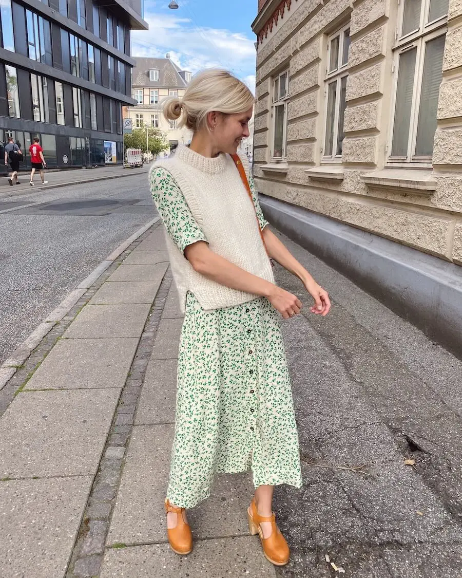 PetiteKnit Holiday Slipover wzór na druty na kamizelkę