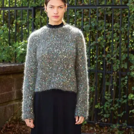 Sandnes Garn Rookie Sweater 25-06 wzór na druty z włóczką