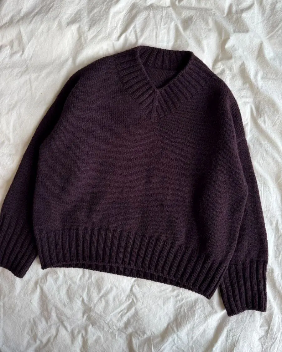 PetiteKnit Hannah Sweater V-neck wzór na druty