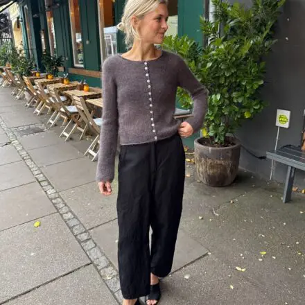 PetiteKnit Ivy Cardigan wzór na druty sweter moherowy Tynn Silk Mohair Sandnes Garn