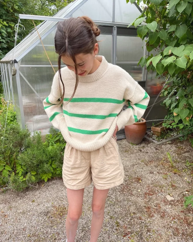 PetiteKnit Marseille Young wzór swetra dla dzieci do robienia na drutach