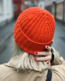 PetiteKnit The Hipster Hat wzór czapki hipster do robienia na drutach