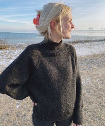 PetiteKnit wzory Louvre Sweater wzór na sweter do robienia na drutach