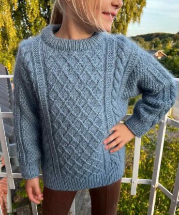PetiteKnit Moby Sweater Junior wzór na sweter dla dzieci do robienia na drutach