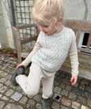 PetiteKnit Moby Slipover Mini wzór na kamizelkę dla dzieci do robienia na drutach