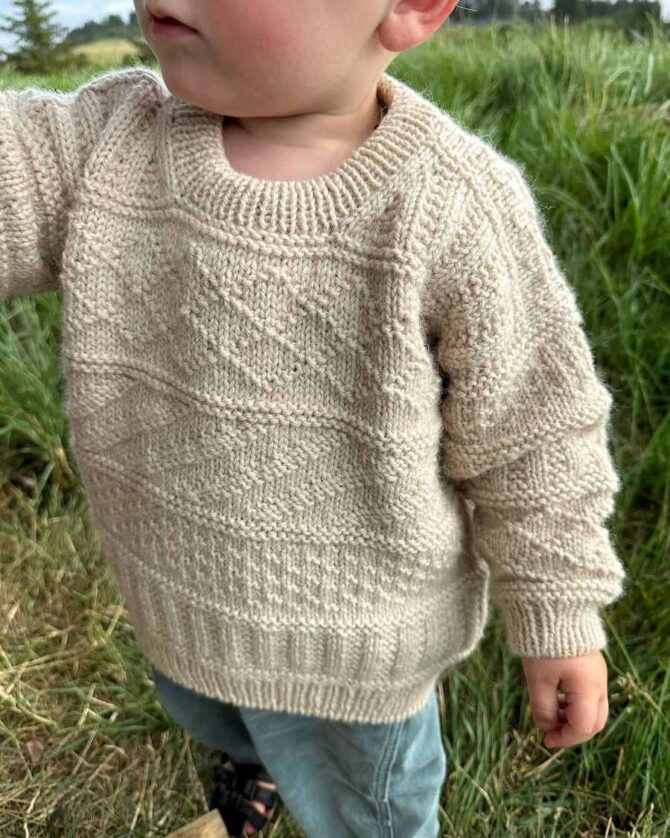 Storm Sweater Junior wzór dziecięcego swetra do robienia na drutach