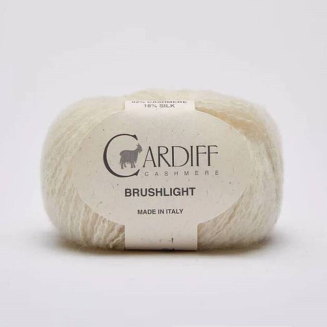 Cardiff Cashmere Brushlight to kaszmir z kóz mongolskich w połączeniu z jedwabiem morwowym