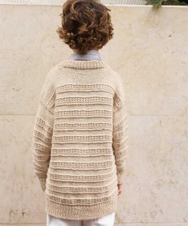Fillip Sweater Junior 2405-04 Sandnes Garn sweter dla dziecka w strukturalny wzór
