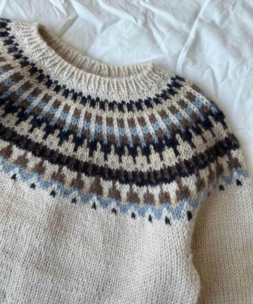 PetiteKnit Celeste Sweater Junior sweter żakardowy dla dziecka