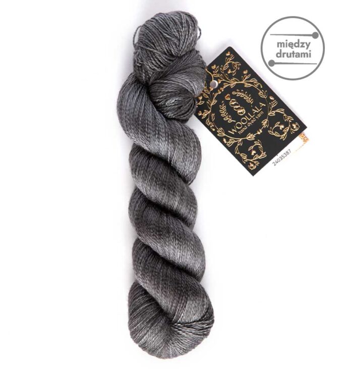 Woollala Pure Silk Lace 600 Graphite ręcznie farbowany jedwab morwowy najwyższej jakości