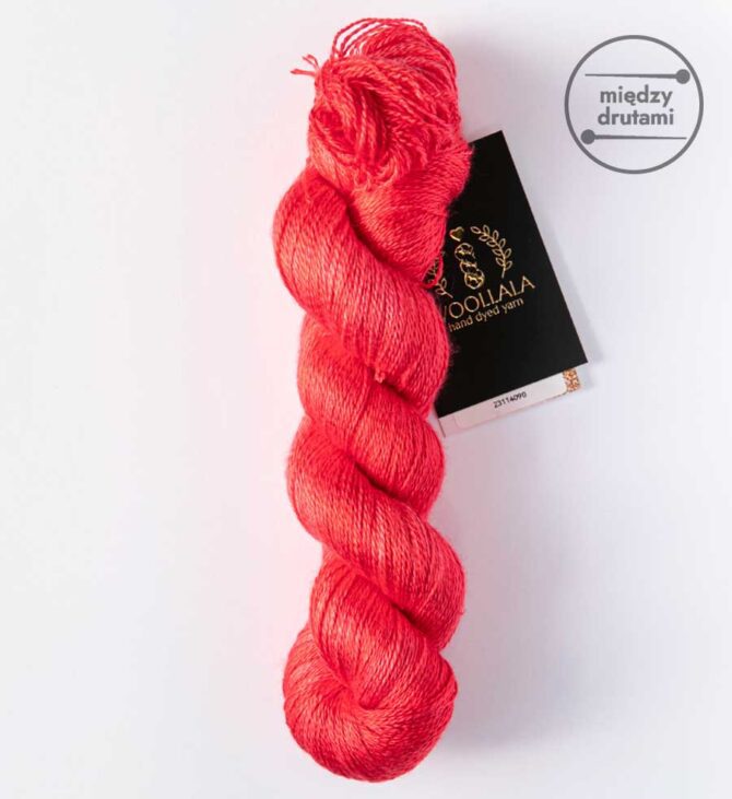 Woollala Pure Silk Lace 600 Carmine Red ręcznie farbowany jedwab morwowy najwyższej jakości