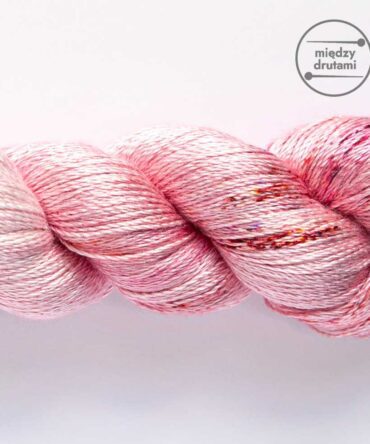 Woollala Pure Silk Lace 600 Emma Speckled ręcznie farbowany jedwab morwowy najwyższej jakości