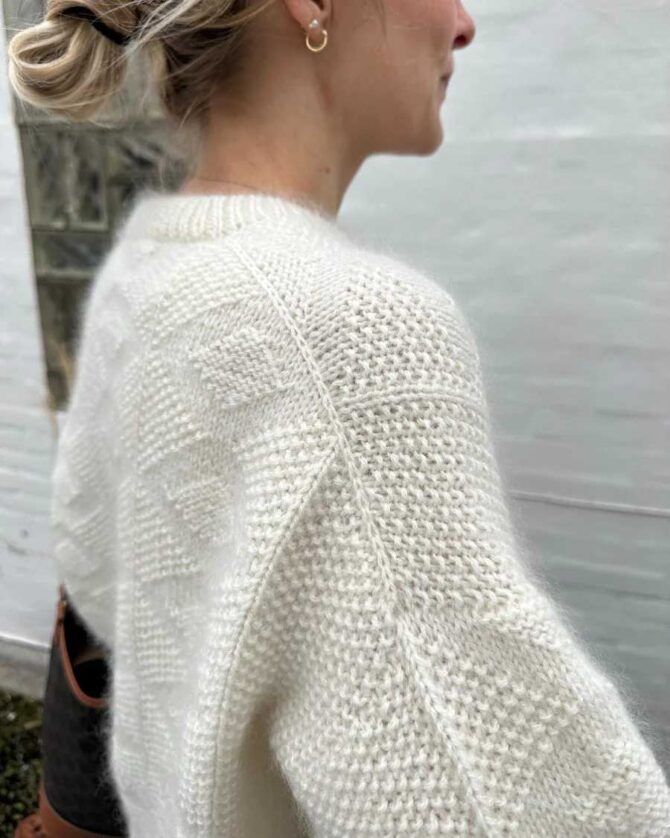 PetiteKnit Esther Sweater sweter w strukturalny, delikatny wzór