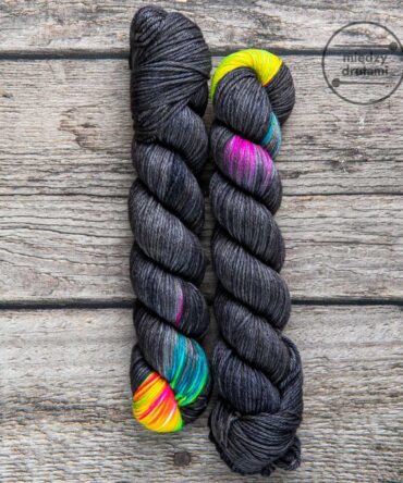 Short Merino Comfy DK włóczka ręcznie farbowana