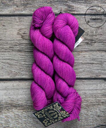 Deep Orchid Woollala Sock włóczka ręcznie farbowana