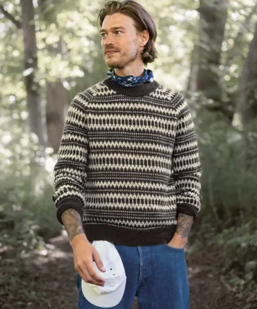 Kleiva Man Sweater 2410-05 Sandnes Garn wzór na druty z włóczką Tynn Peer Gynt