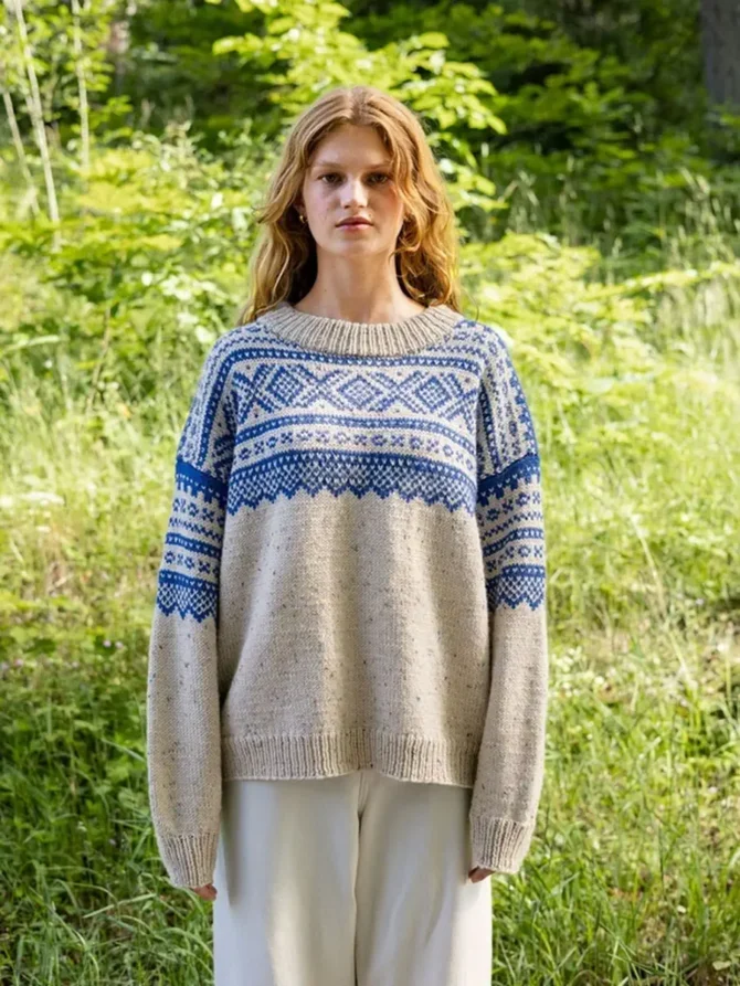 Marius Ladies Sweater 2410-02 wzór na druty z włóczką do wykonania żakardowego swetra an drutach