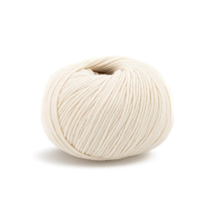 Włóczka bawełniana Perla Lamana to mieszanka bawełny, alpaki oraz jedwabiu. Kolor 00 Wool White