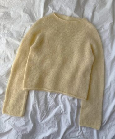 PettieKnit Ivy Blouse wzór na druty na moherowy sweter mgiełka