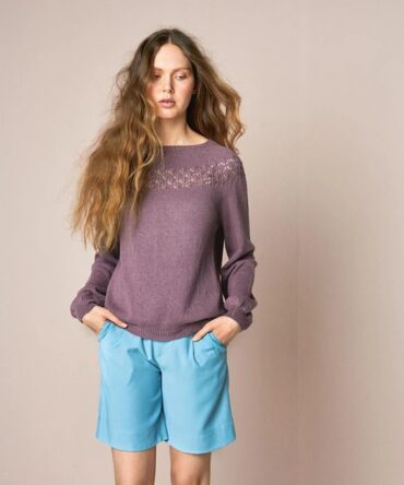 Sandnes Garn Peon Sweater 2104-10 darmowy wzór na druty z włóczki Tynn Line
