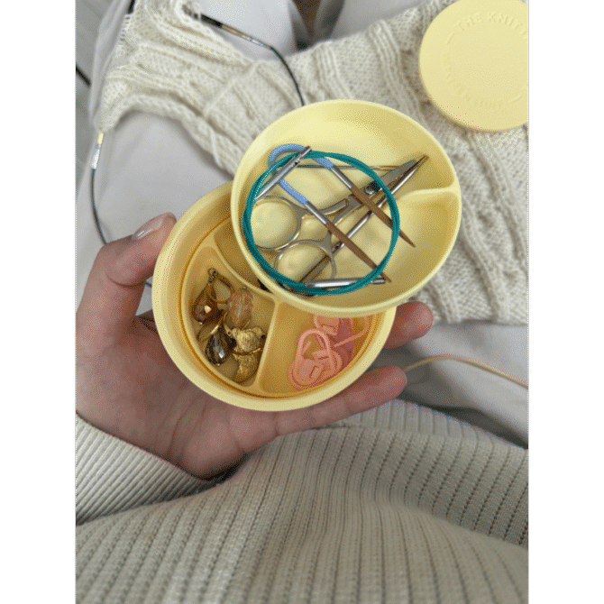 The Knitting Box Macaron Mini Knitting Stuff Organizer organizer na akcesoria dziewiarskie kolor kogel mogel