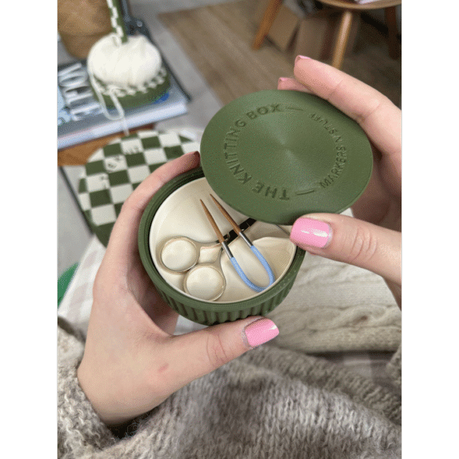 The Knitting Box Macaron Mini Knitting Stuff Organizer organizer na akcesoria dziewiarskie kolor soczysta zieleń